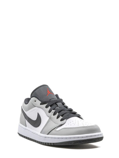 Air Jordan 1 Low Light Smoke Grey
